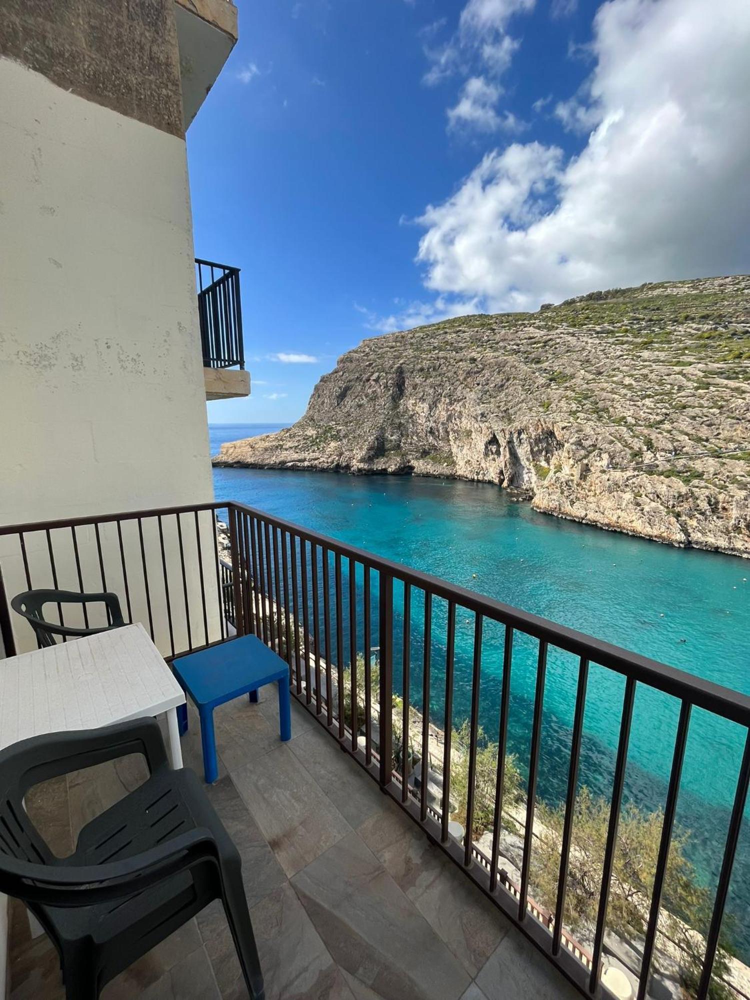 Seafront Apartment With Amazing Sunset View Xlendi Eksteriør billede